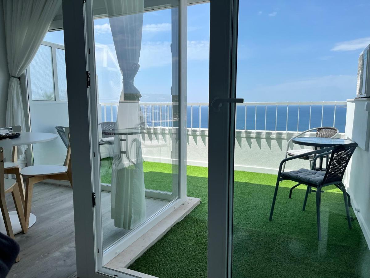 Axenic Retreat - Panoramic Ocean View, Sleeps 4, Ensuite Bathroom, New Redesign 塞辛布拉 外观 照片