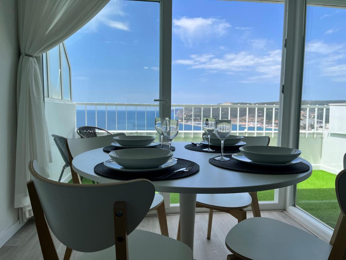 Axenic Retreat - Panoramic Ocean View, Sleeps 4, Ensuite Bathroom, New Redesign 塞辛布拉 外观 照片